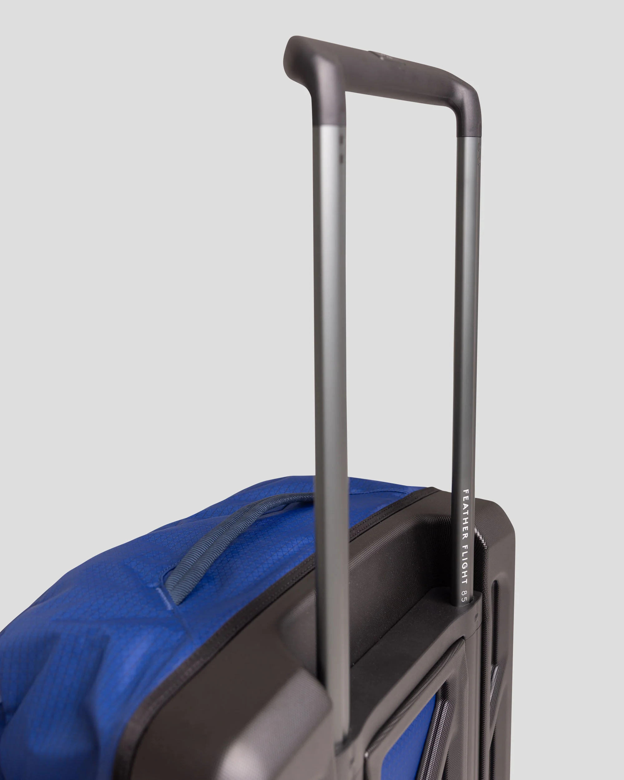 Feather Flight® Check-In - 85L - Bright Navy - Image 9